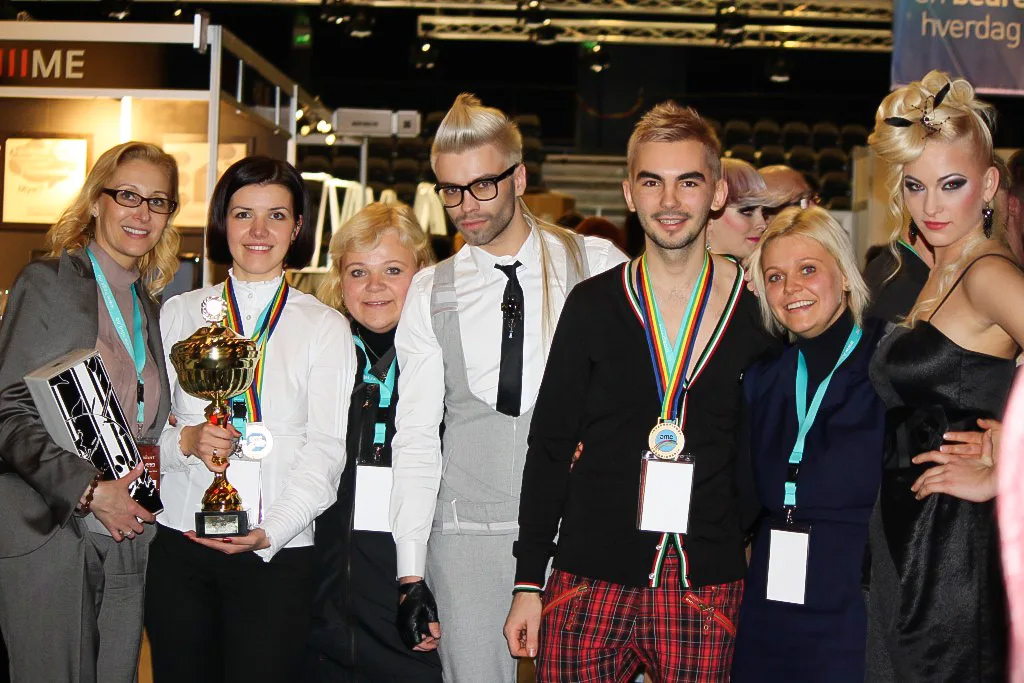 MŪSŲ KIRPĖJŲ AUKSAS NORVEGIJOJE