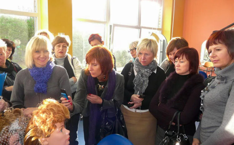  SUSITIKIMAS SU PROFESINIO RENGIMO MOKYKLŲ MOKYTOJAIS