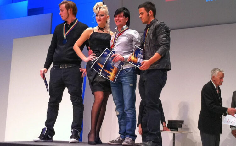  LIETUVOS KIRPĖJAI IR TOLIAU SKINA PERGALES