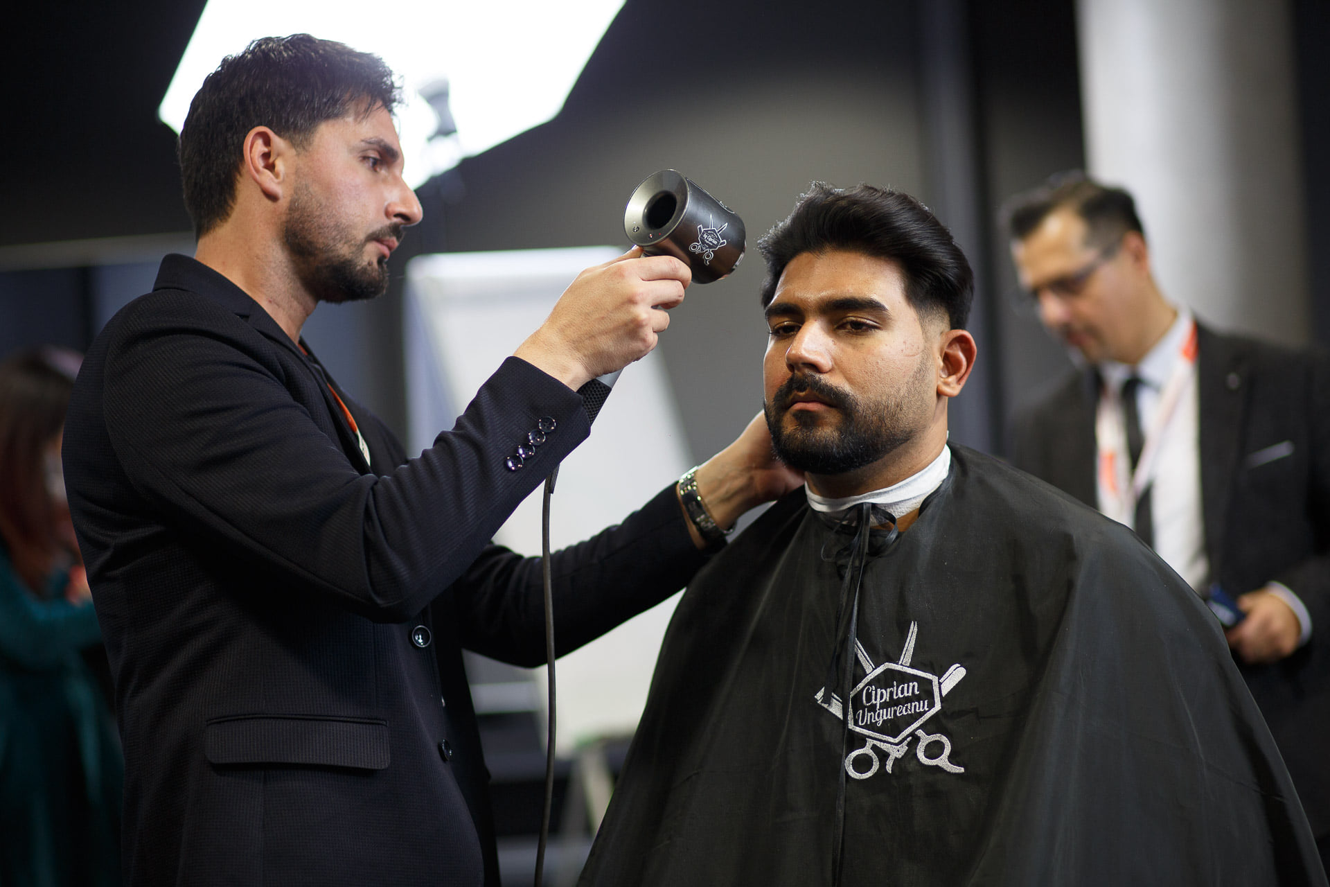 AKIMIRKOS IŠ VYRIŠKŲ KIRPIMŲ SEMINARO SU CIPRIAN UNGUREANU