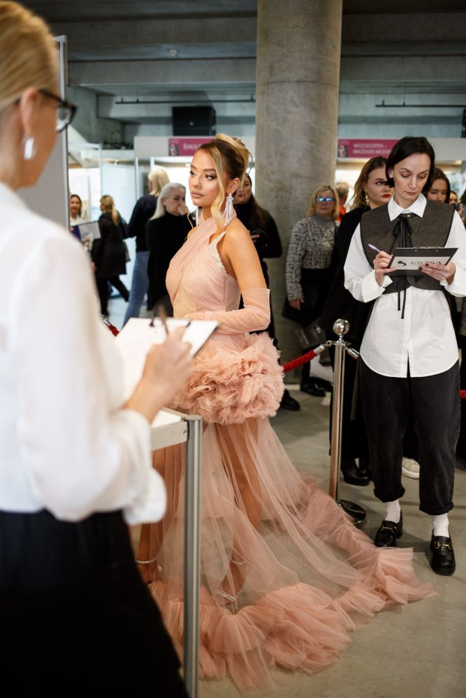 KAUNE ĮVYKO KONKURSAS GROŽIO SPECIALISTAMS „GLAMOUR” (2024.11.09)