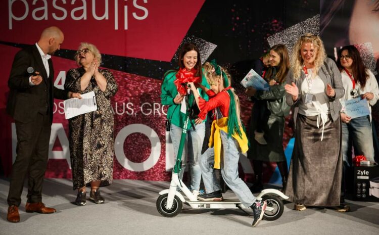  PRAĖJO KONKURSAS „KŪRYBIŠKIAUSIA ŠEIMA” KAUNE (2024.11.09)